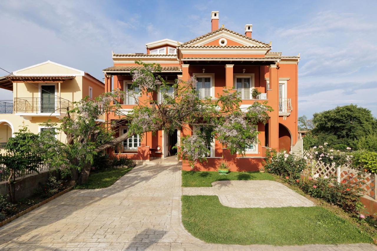 Homely 2bd In Dassia